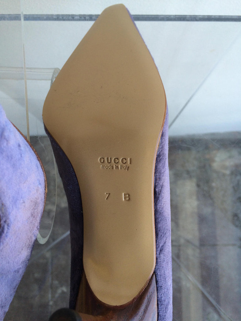 Gucci Lavender Velvet Pumps Never Worn