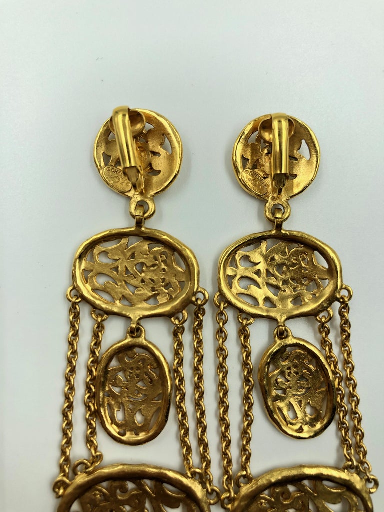 1980's Chanel Gold Tone Floral Filigree Chandelier Clip Earring