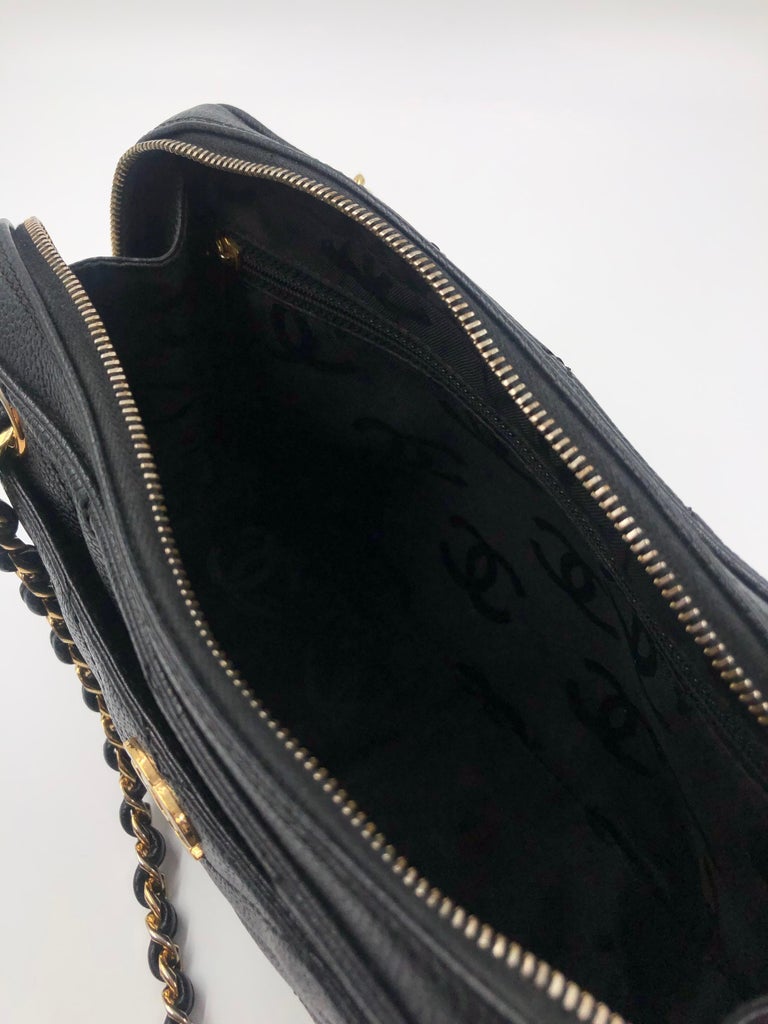 Chanel Black Quilted Chevron Caviar Leather Zip Chain Shoulder Bag