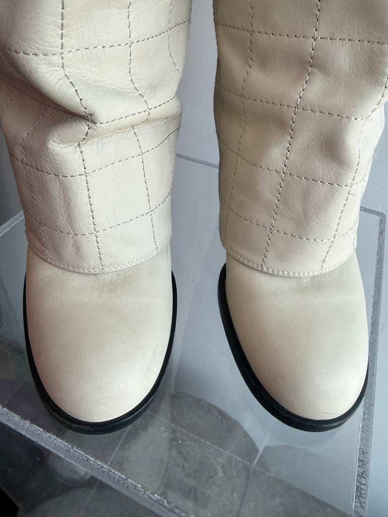 Chanel Vintage 2002 Equestrian Riding Boots