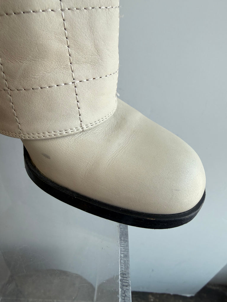 Chanel Vintage 2002 Equestrian Riding Boots