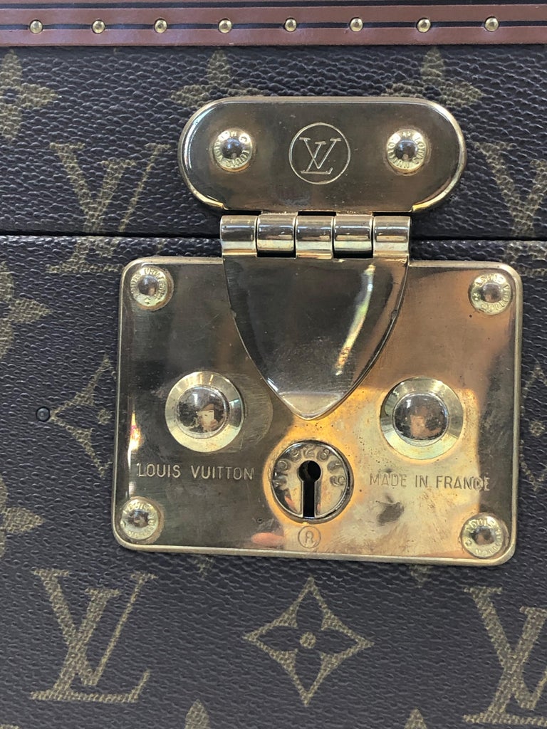 Louis Vuitton Petite Malle V Mother Of Pearl And Leather Top-handle Bag in  Metallic