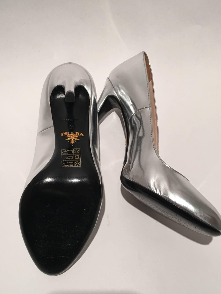 Prada Silver Metallic Heels – catwalk